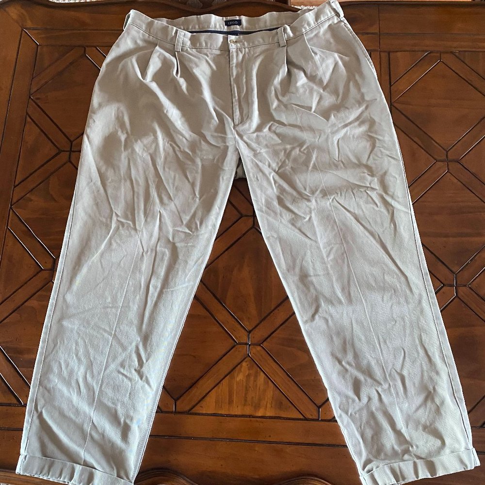 42 x 30 Izod chinos